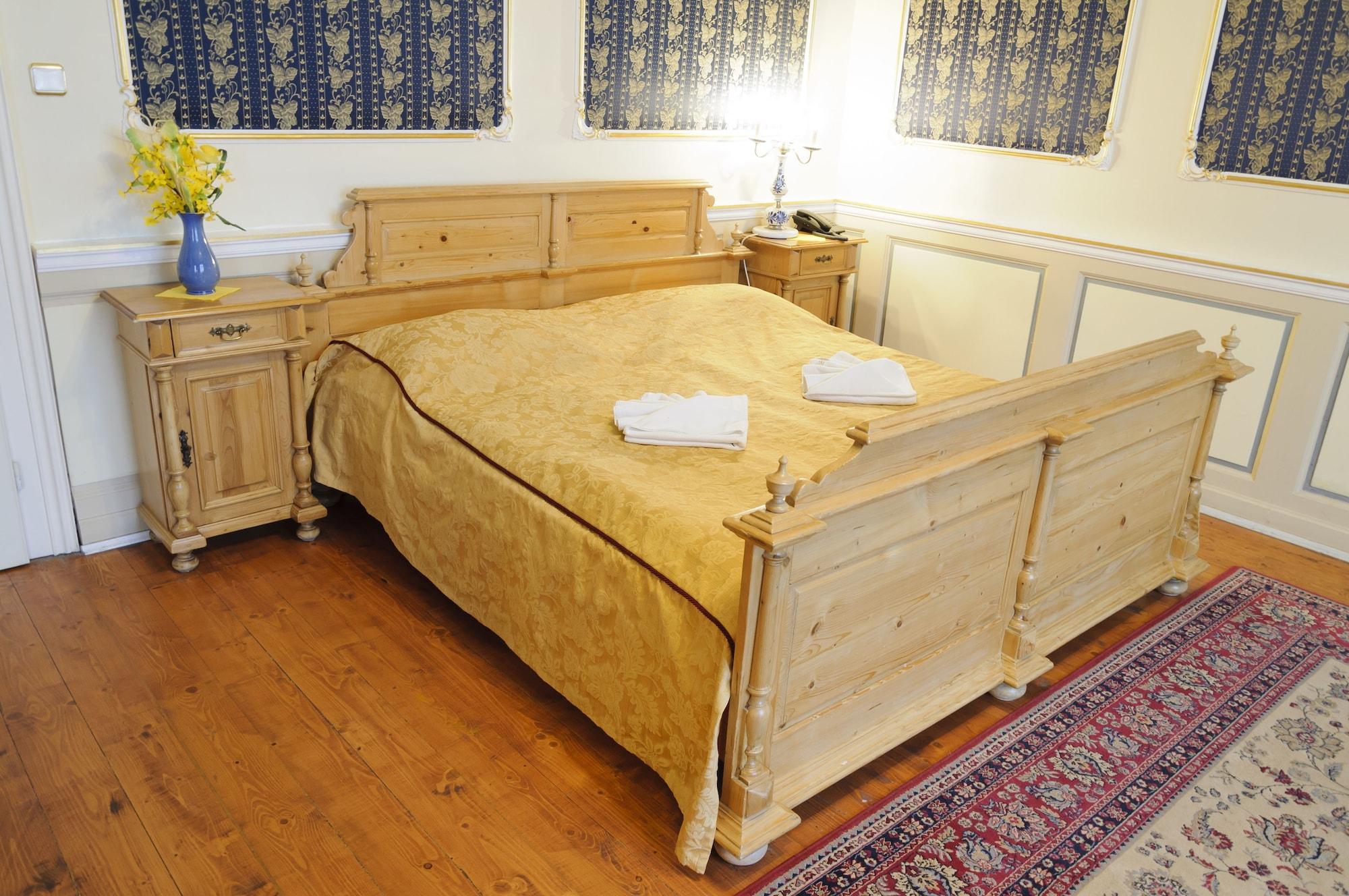 Hotel Heluan Карловы Вары Экстерьер фото